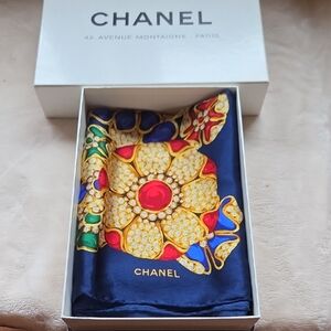 CHANEL 100%Silk Scarf with Jewel-Toned‎ Floral Motif